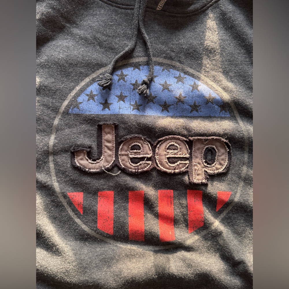 Men’s JEEP shield USA hoodie from JedCo - Picture 2 of 12